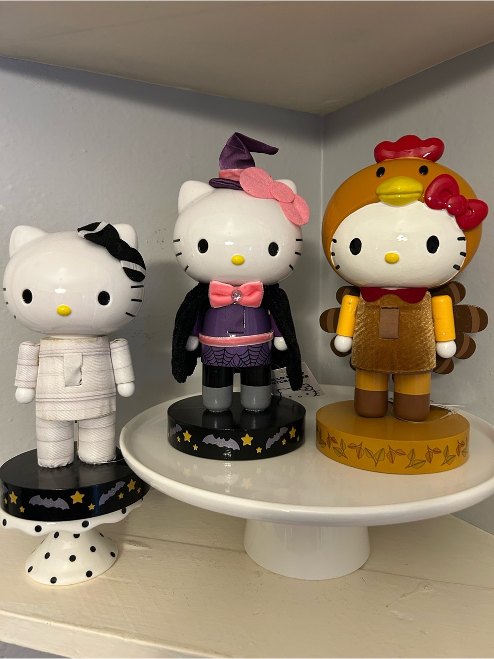 New! Hello Kitty Nutcrackers Halloween & Thanksgiving Purple, White, Yellow